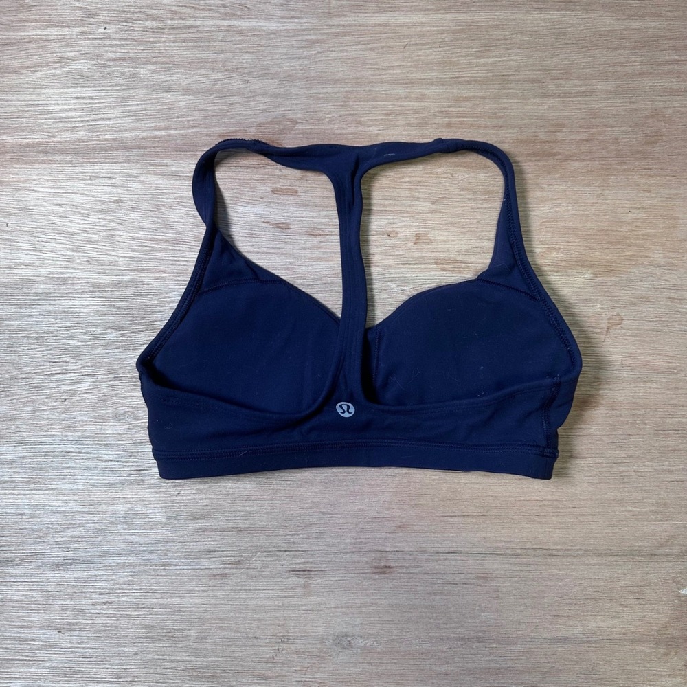 Lululemon Navy Blue Racerback Sports Bra V-Neck T-Back Activewear Womens Sz 2 - Picture 6 of 8